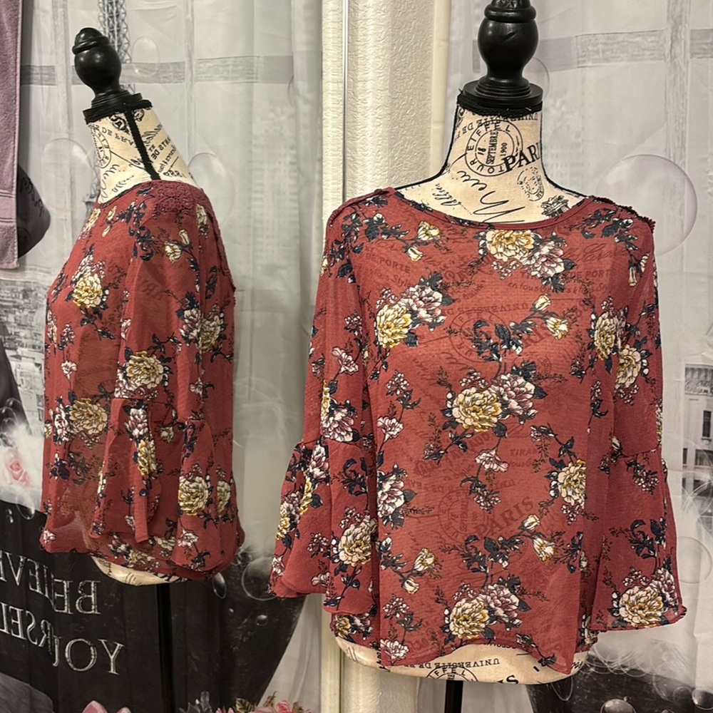 NWT One World Floral Sheer Boho Blouse